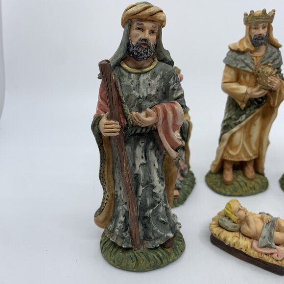 Vintage Nativity Set Mary Joseph Baby Jesus in Manger 3 Wise Men 6 Figures 6" - Picture 2 of 11